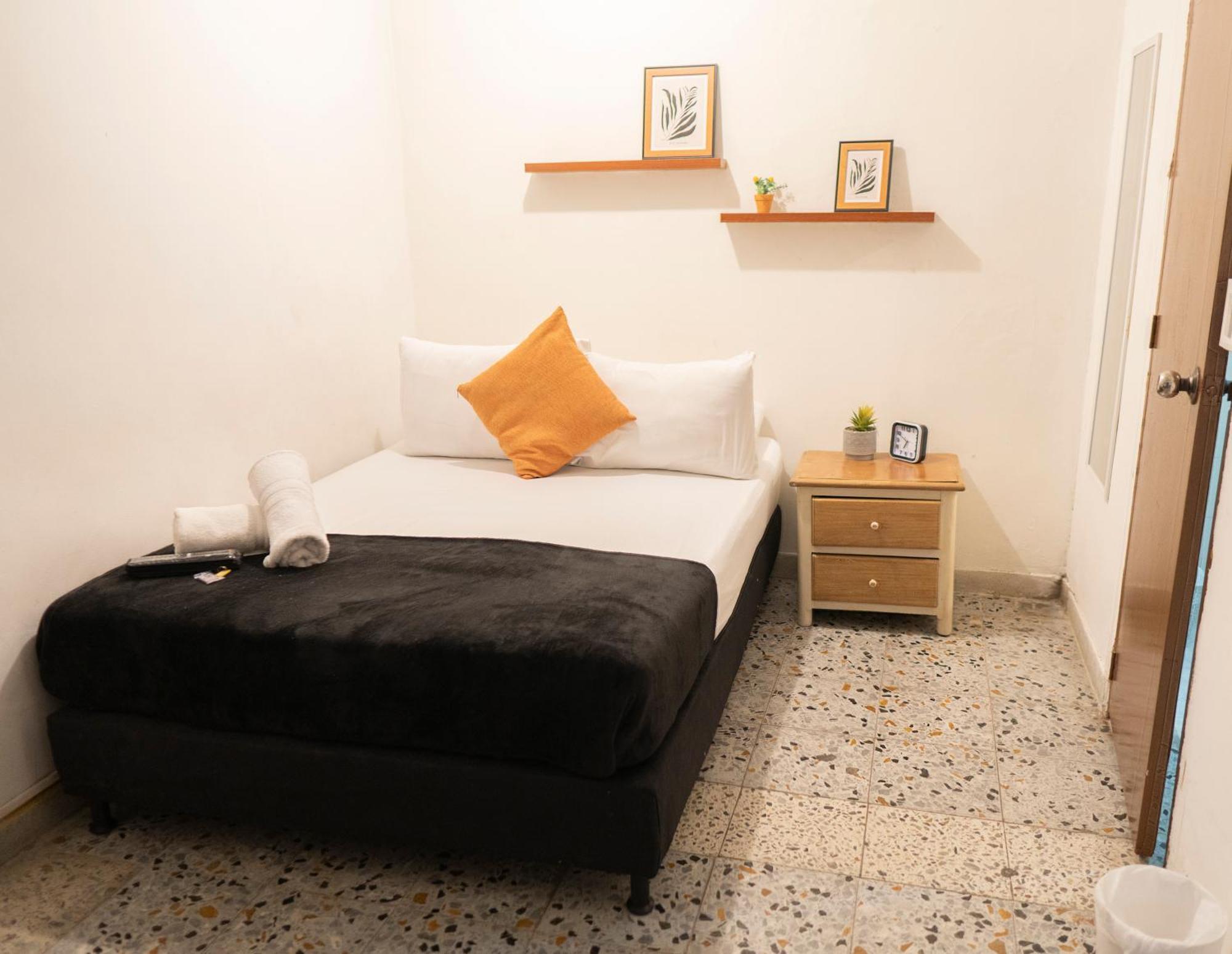 Buntes House-Casa Hotel Laureles-Estadio ميديلين المظهر الخارجي الصورة