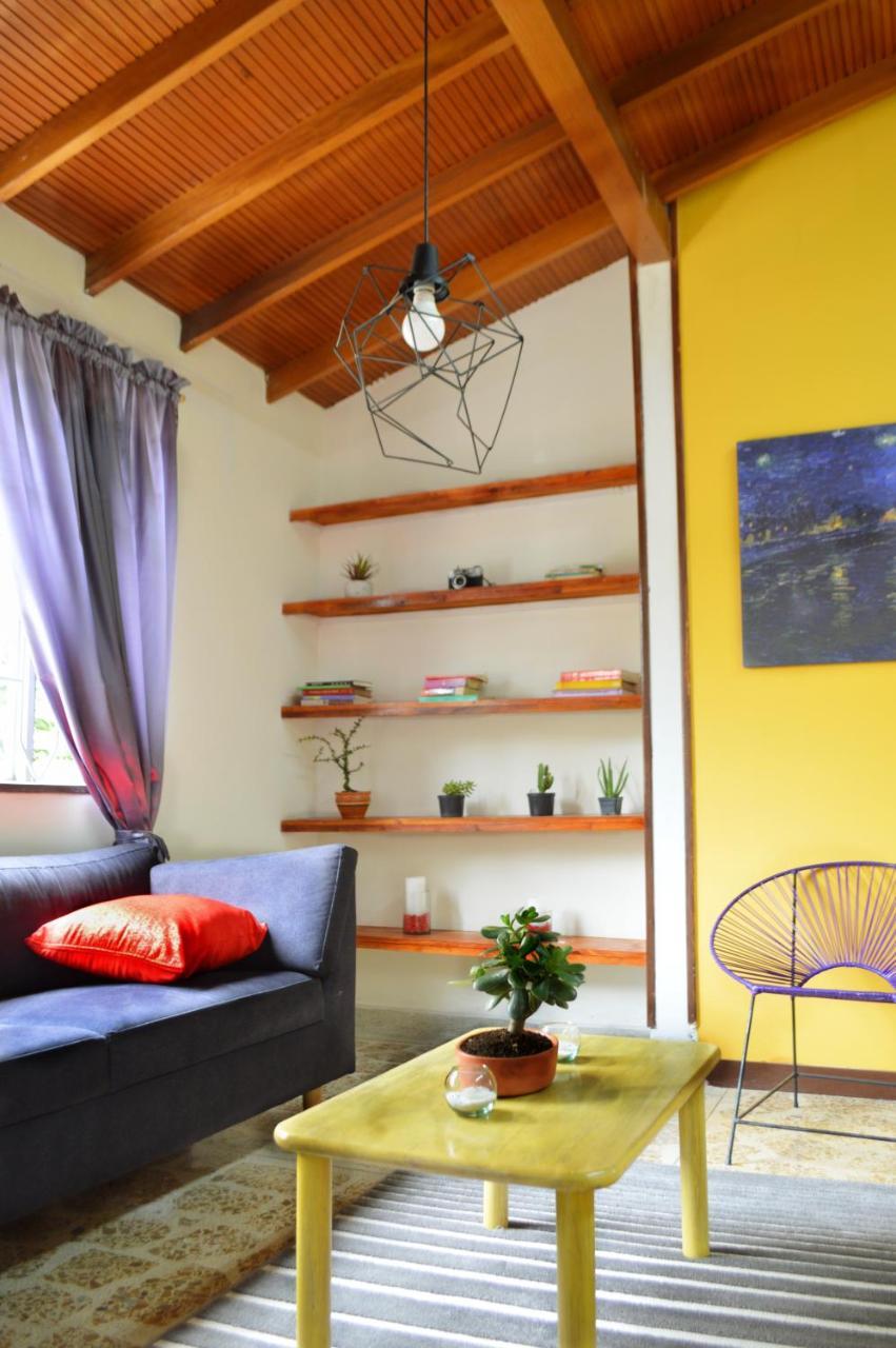 Buntes House-Casa Hotel Laureles-Estadio ميديلين المظهر الخارجي الصورة
