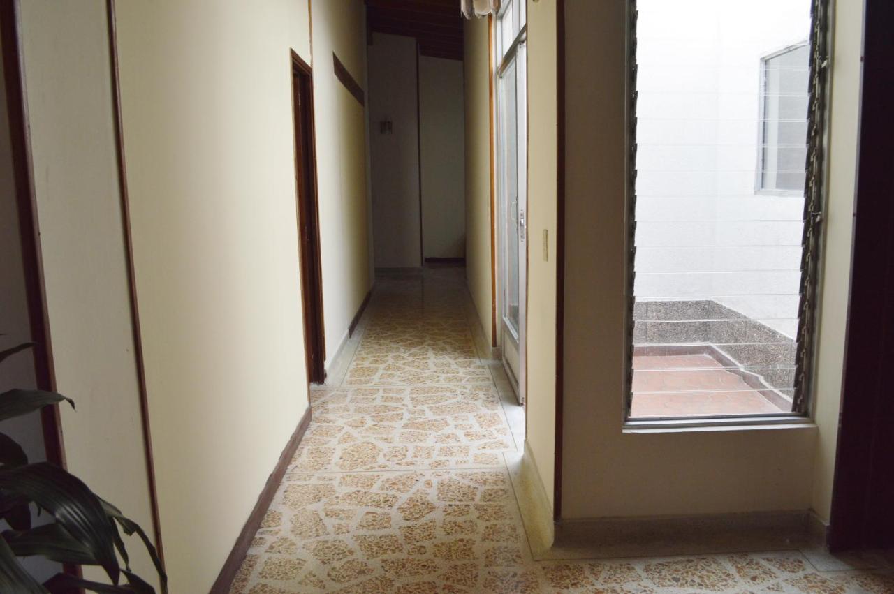 Buntes House-Casa Hotel Laureles-Estadio ميديلين المظهر الخارجي الصورة